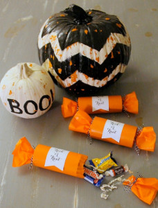 Trick-or-Treat Party Poppers